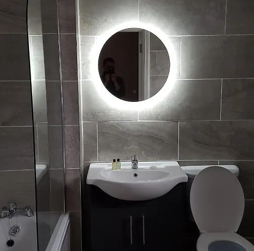 Gasthof The Bounty Bar 2*